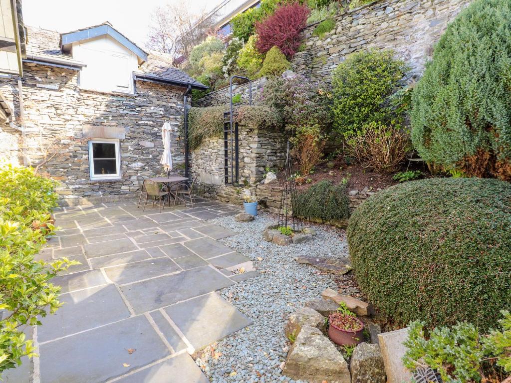 Courtyard Cottage photo 6