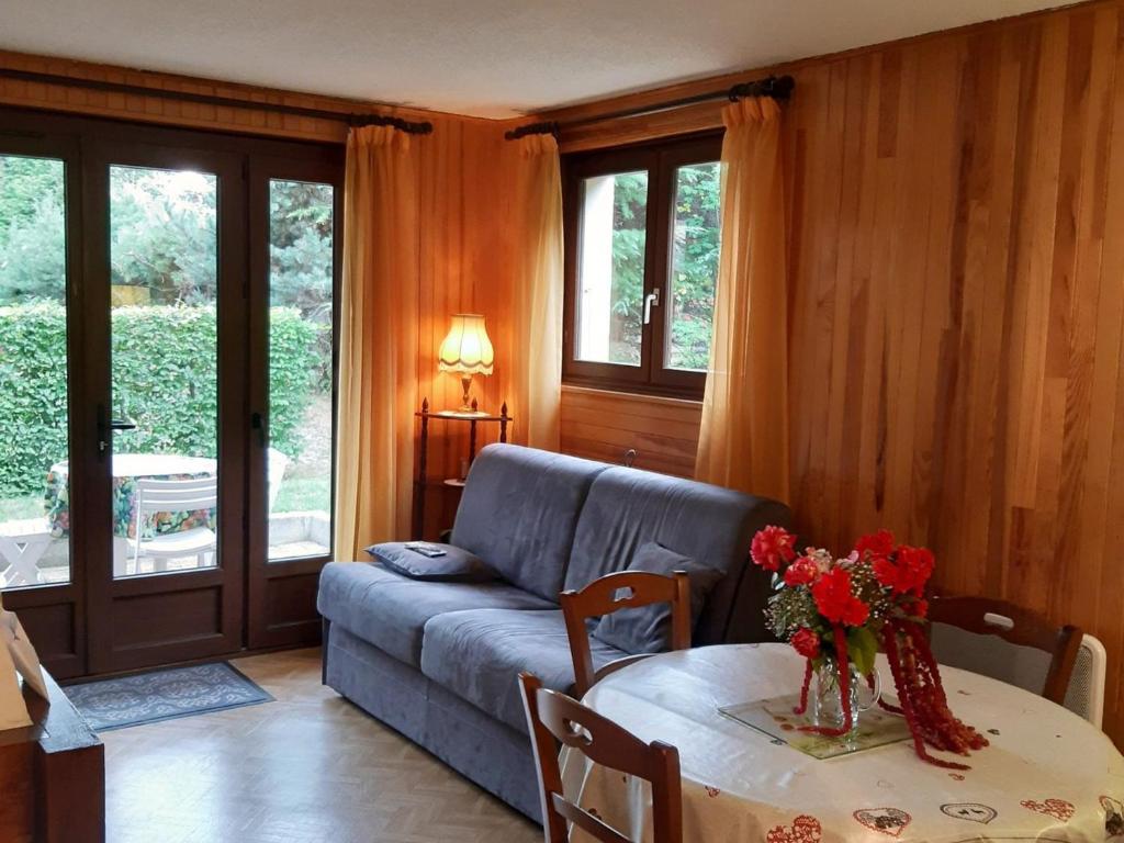 T2 rez-de-jardin Chamonix avec parking et vue Mont Blanc - FR-1-517-65 - 3