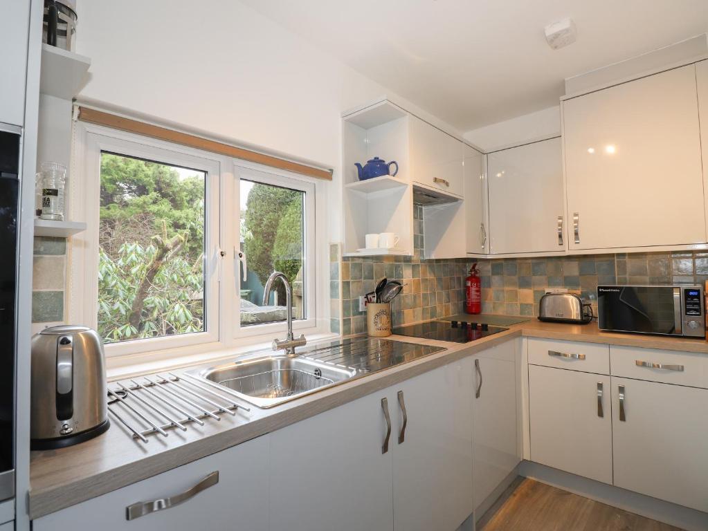 Larch Cottage photo 3