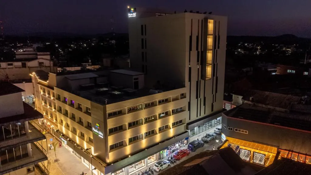 Hoteles Piedra Alta by De Los Perez, hotel in San Andrés Tuxtla