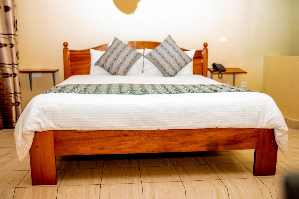 The Garden Place Hotel photo