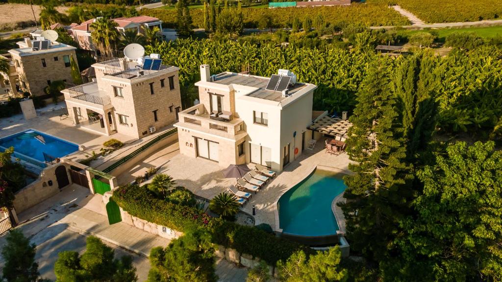 Villa Camelot by Ezoria Villas 전경