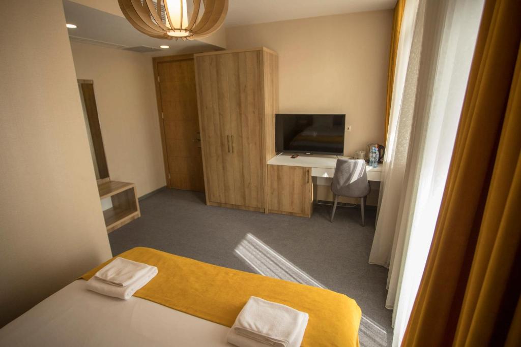 Hotel London photo