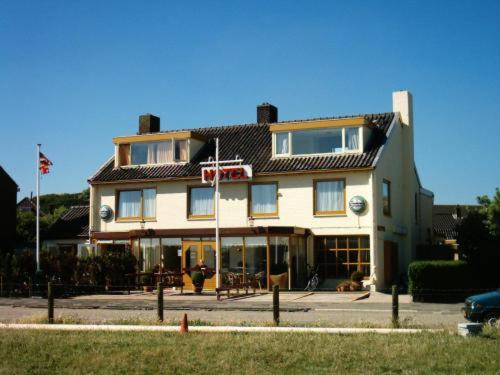 Badhotel Zeecroft — Hotel in Beverwijk