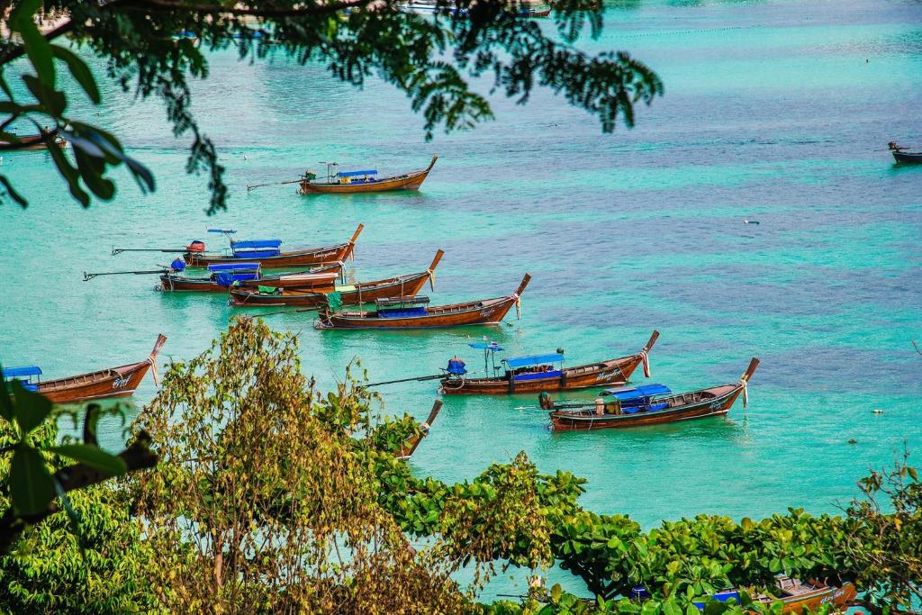 DAYA seaview photo