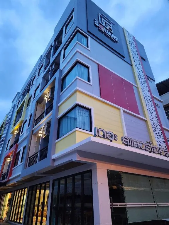 The Square Hotel เดอะสแควร์โฮเทลนครพนม，位于那空拍侬府的酒店