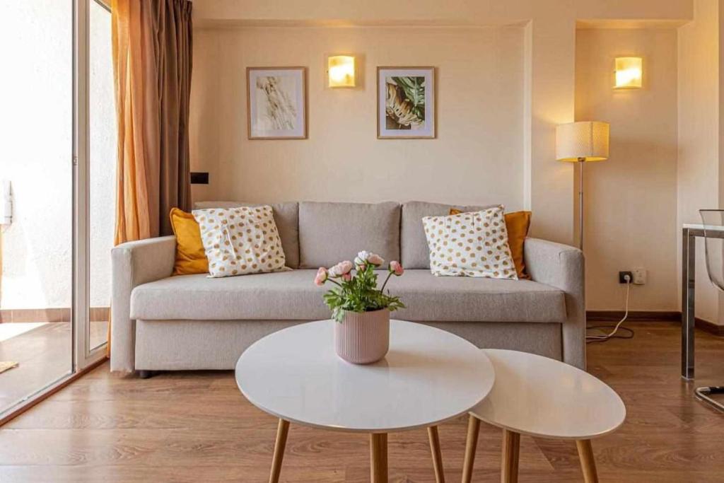 797 Holiday Rentals- Atico en Arroyo de la miel con hermosas vistas - 2