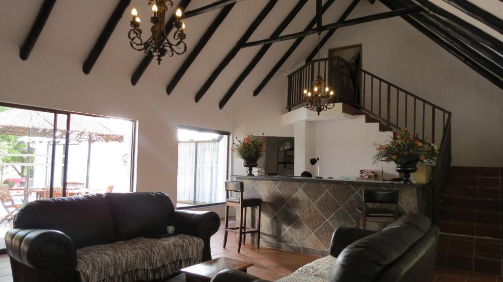 Pensao Guest Lodge フロント・ロビー