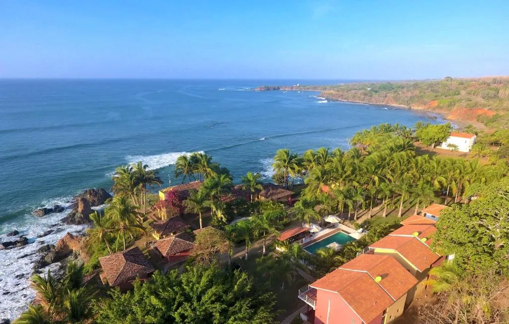Hotel Punta Franca, hotel in Jobal