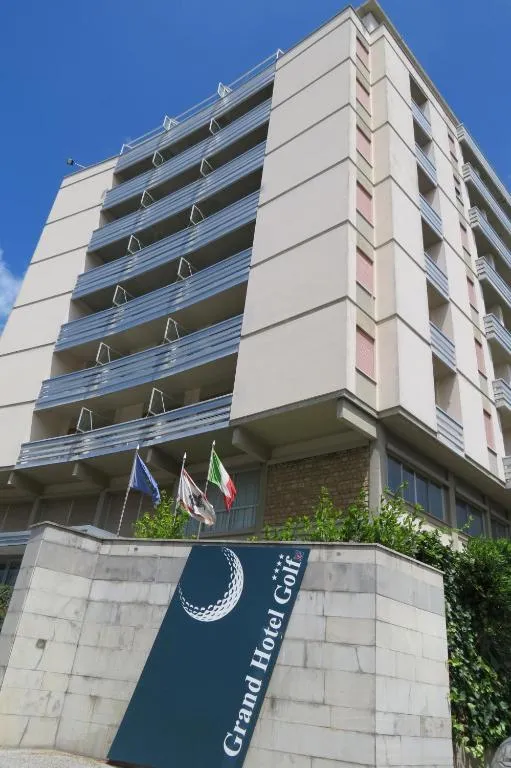 Grand Hotel Golf, hotel in Tirrenia