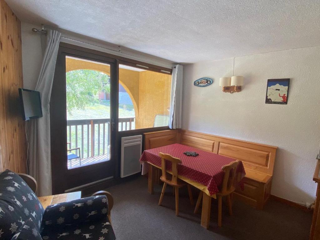 Appartement skis aux pieds pour 6 pers. sur les pistes - Animaux admis - FR-1-445-33 - 3