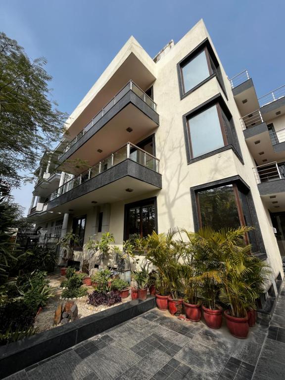 YUHI SUITES photo