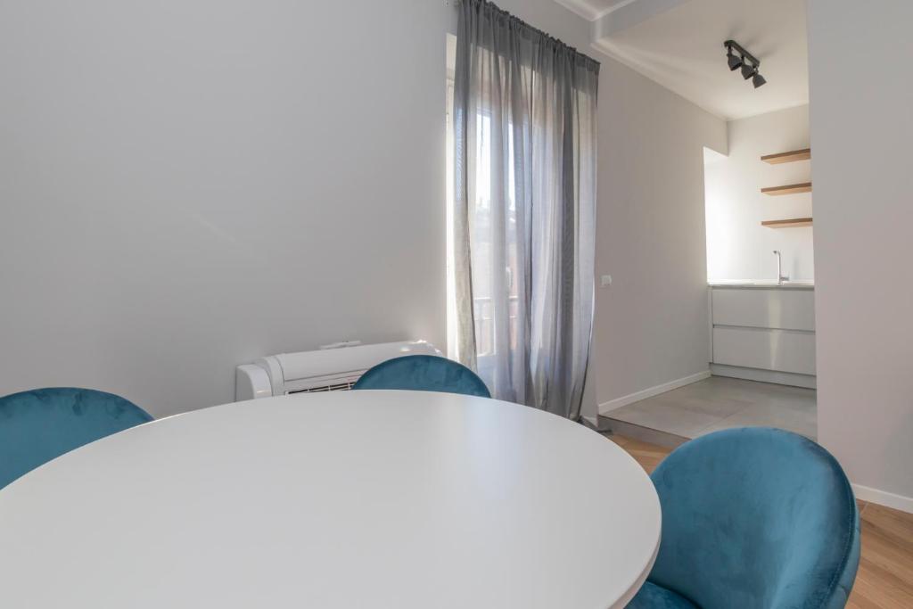 [Luxury apartment in downtown] - Curtatone 4 - 5