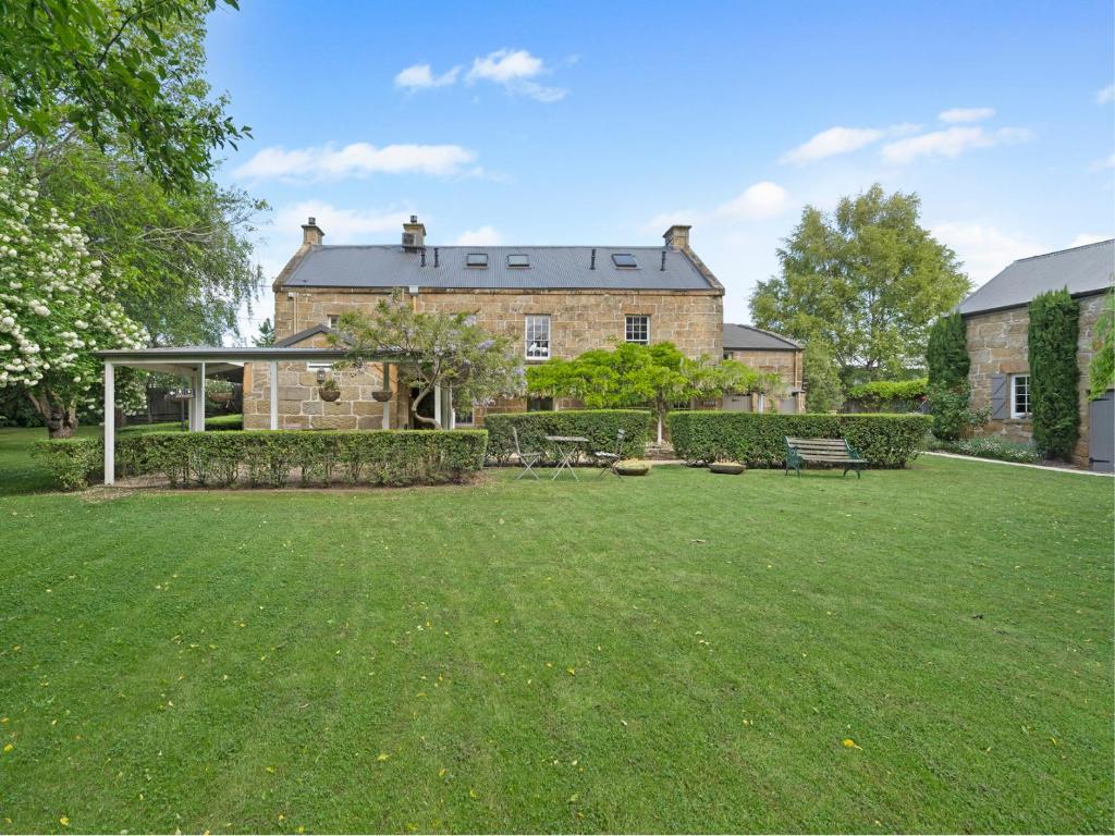 더 레드 피더 인 전경