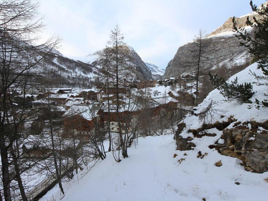 Charmant Appartement Confortable avec Wifi, Navette Gratuite pour les Pistes, à Val-d'Isère - FR-1-694-49 - 3