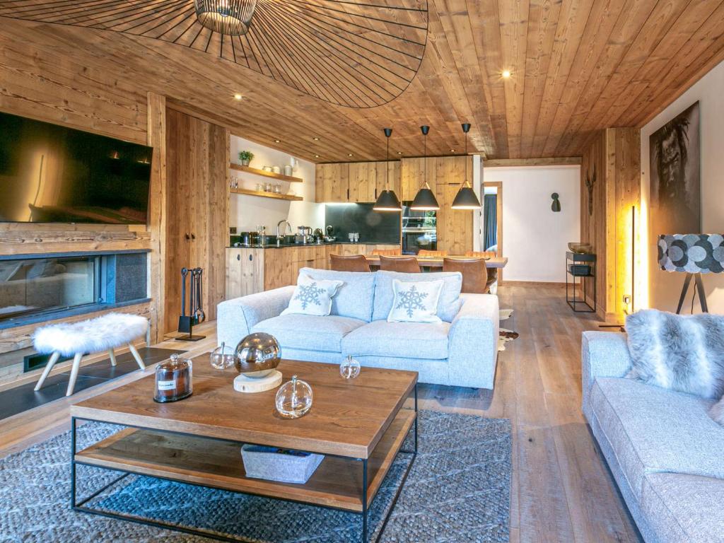Luxueux 4 pièces avec balcon, cheminée et services conciergerie à Val-d'Isère - FR-1-694-65 - 3