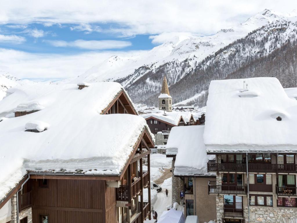 Duplex 5 pièces luxe aux pieds des pistes avec hammam et cheminée - FR-1-694-87 - 2
