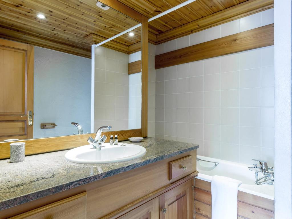 Duplex de Standing au Pied des Pistes avec Grand Balcon, Expo Sud/Ouest, Parking Inclus - 5