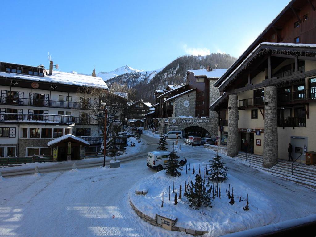 Appartement skis aux pieds avec parking et wifi à Val-d'Isère - FR-1-694-229 - 3