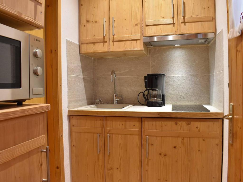 Studio de Montagne pour 2 pers, Pistes et Commerces à 100m, Méribel - FR-1-180-5 - 3