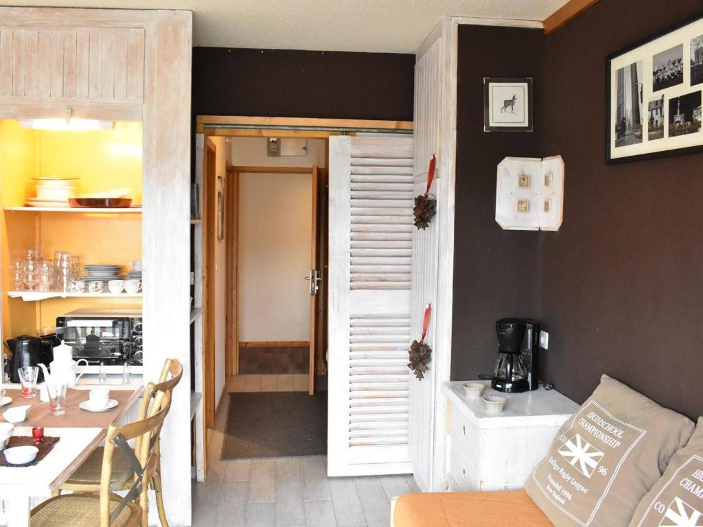 Studio cosy au pied des pistes à Méribel – Balcon, TV, animaux acceptés, ski à 100 m ! - 4