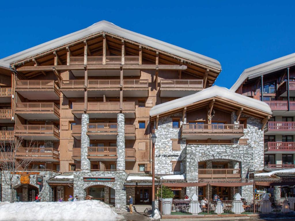 Appartement de standing, 3 chambres, balcon sud, centre de Val-d'Isère, proche pistes et commerces - FR-1-694-307 - 3
