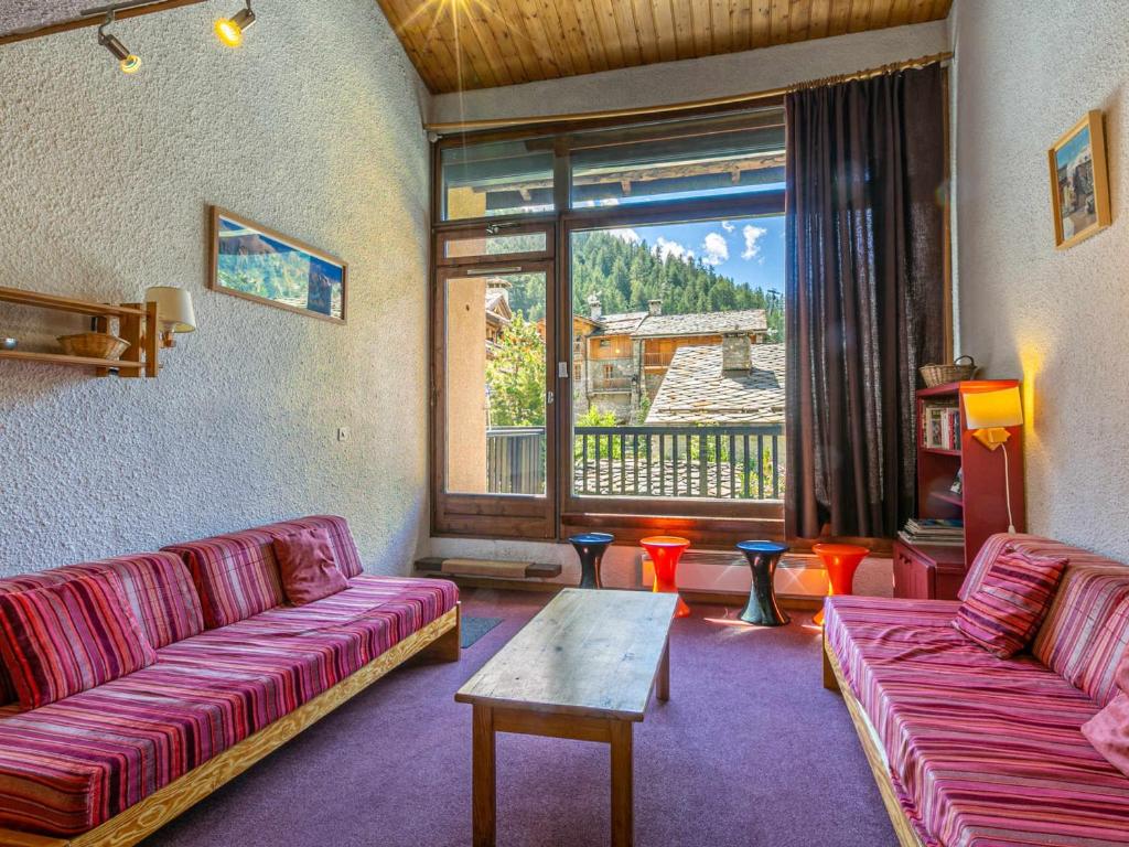 Duplex rustique avec grande terrasse au Sud, proche vieux Val-d'Isère - FR-1-694-310 - 2