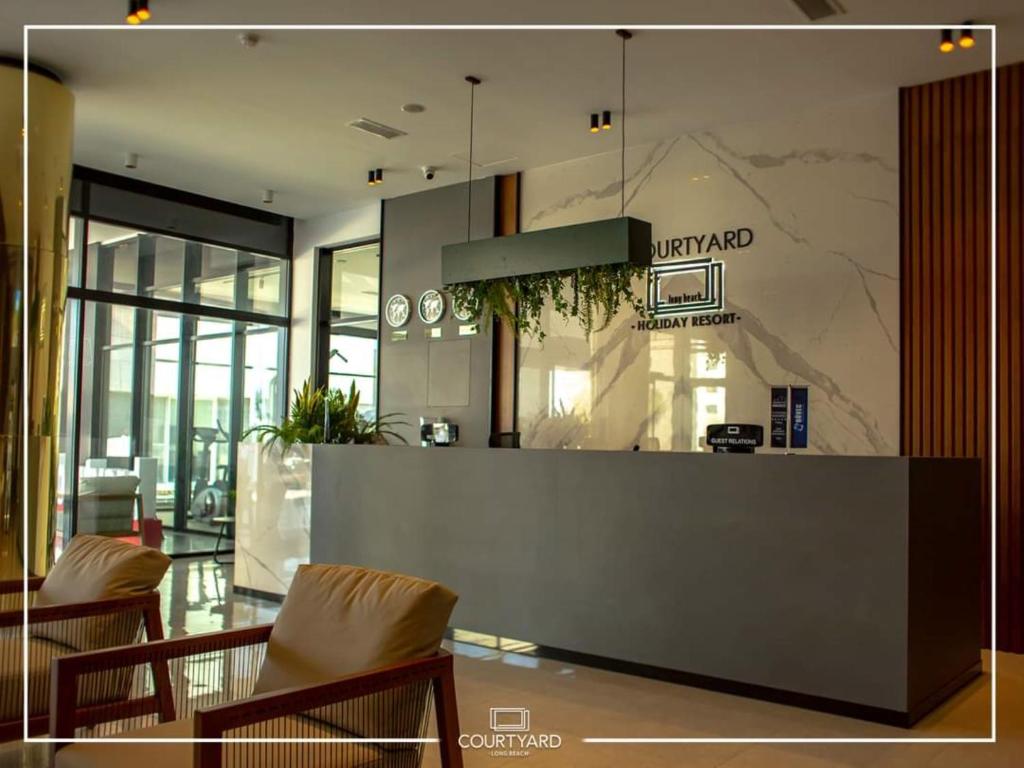 フロント・ロビー