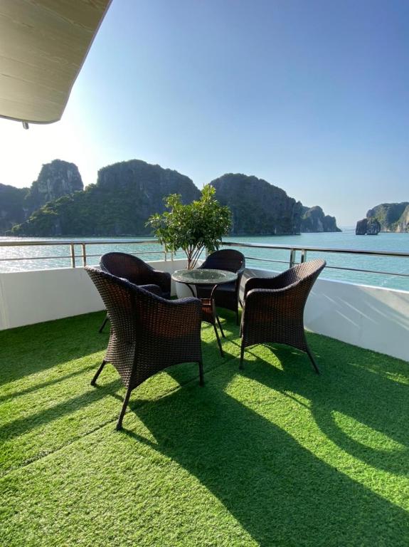 Khách sạn Quỳnh Yến