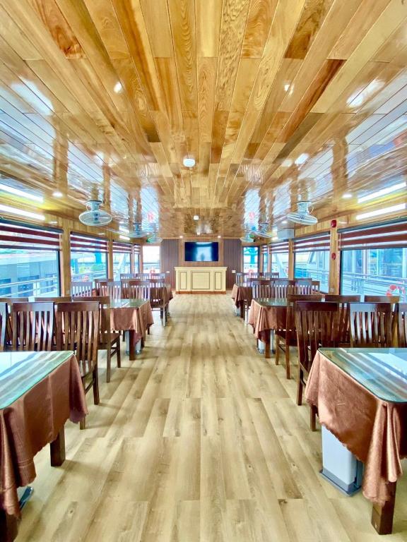 Khách sạn Quỳnh Yến