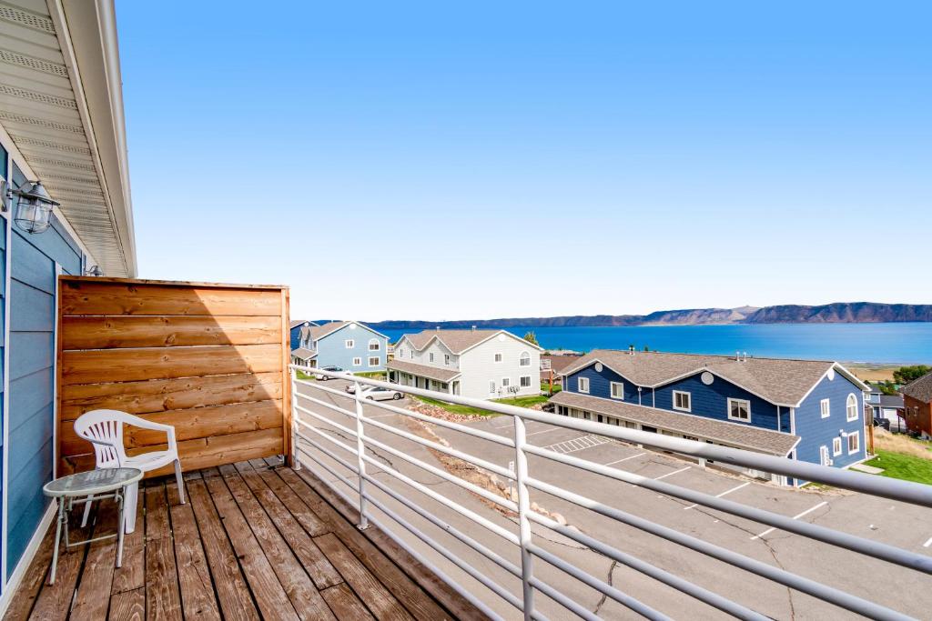 Puzzled at Bear Lake, Garden City