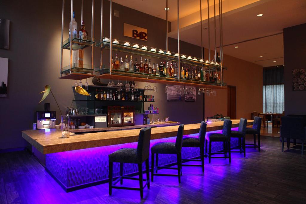 Bar/lounge
