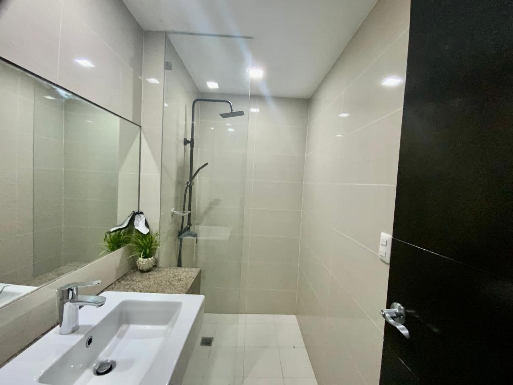 The Haven at One Eastwood Tower 1 photo