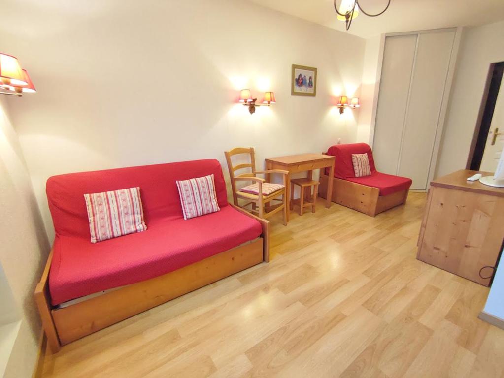 Le Marmotton, T2, centre Luchon, wifi, casier à skis, ascenseur, 5 personnes - 5
