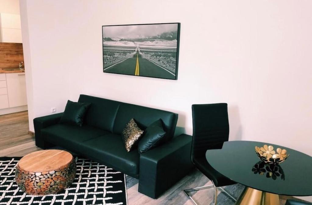 Studio 2 Zimmer Garten, Wilhelmshaven