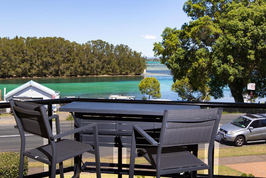 Horizons 3, Apartment Forster