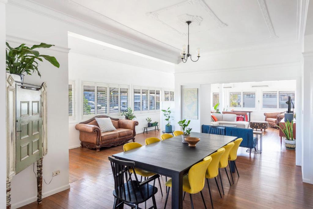 Sunset Penthouse - oceanstays, Yamba