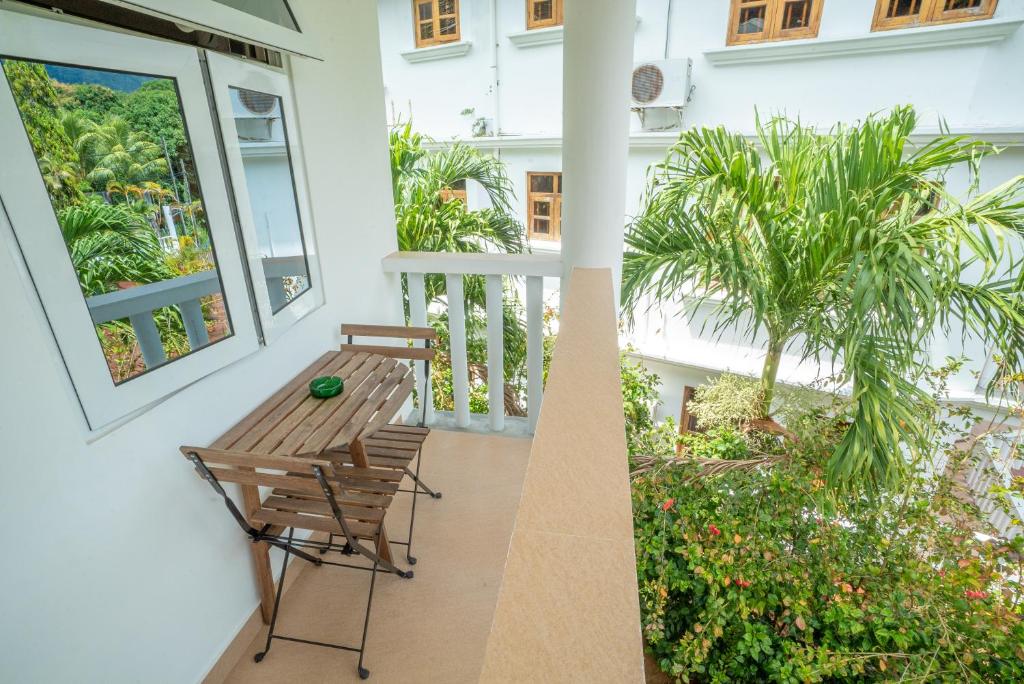 Balcony/terrace, La Maison Hibiscus in Seychelles Islands