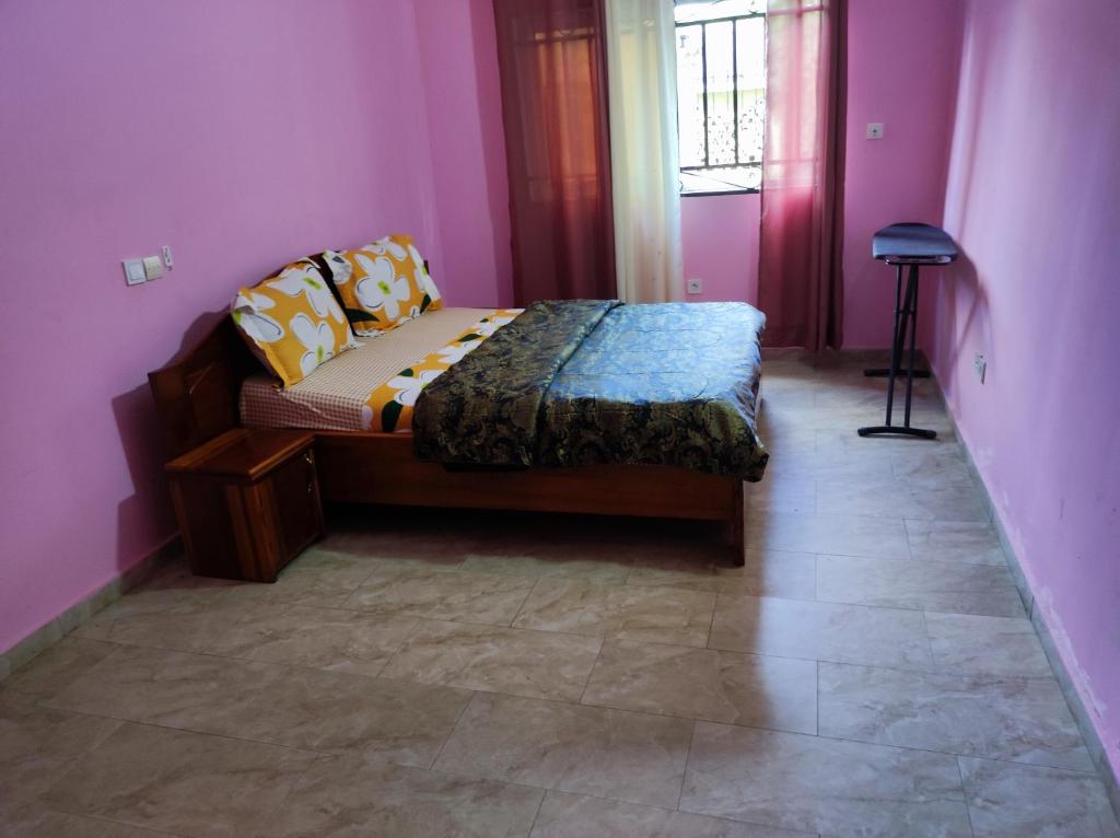 T&k Guests House in Limbe, Cameroon reviews, prices of Hotels