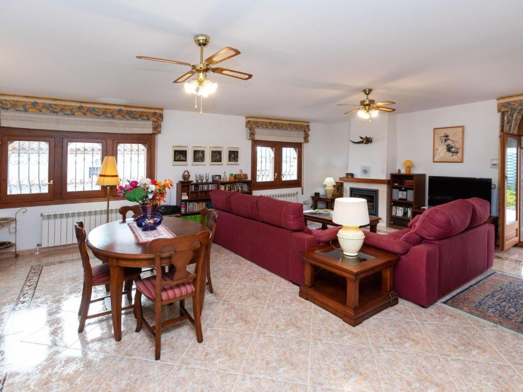Villa Rustical Mont Roig by Interhome - 3