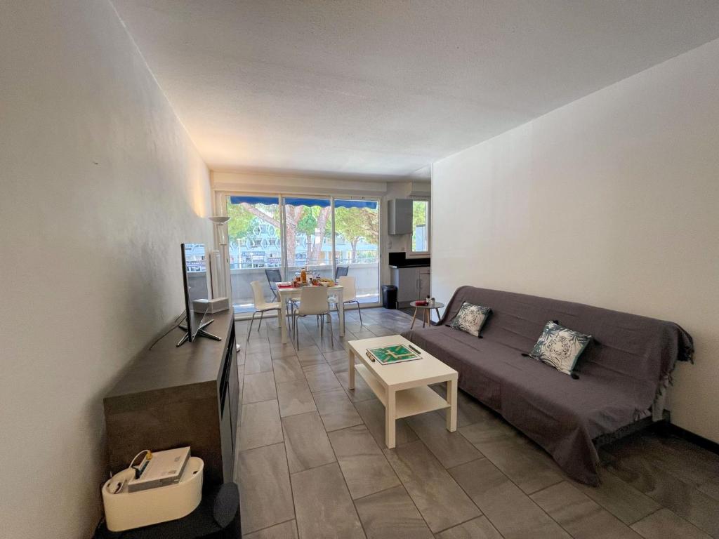 Apartment Antinéa-3 by Interhome - 2