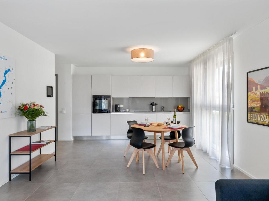 Apartment LocTowers A4-5-4 by Interhome - 4