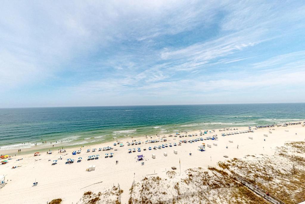 Lighthouse Condominiums IV photo