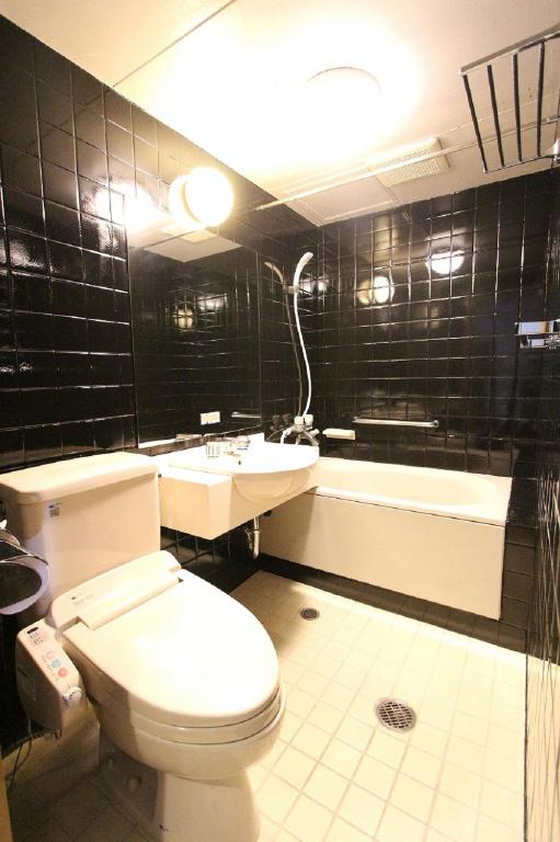 Hotel Livemax BUDGET Naha Tomarikou photo