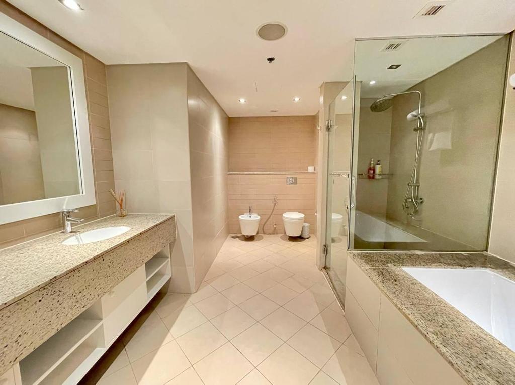 Luxury residential apartments located in Anantara area , pool , beach , free parking photo