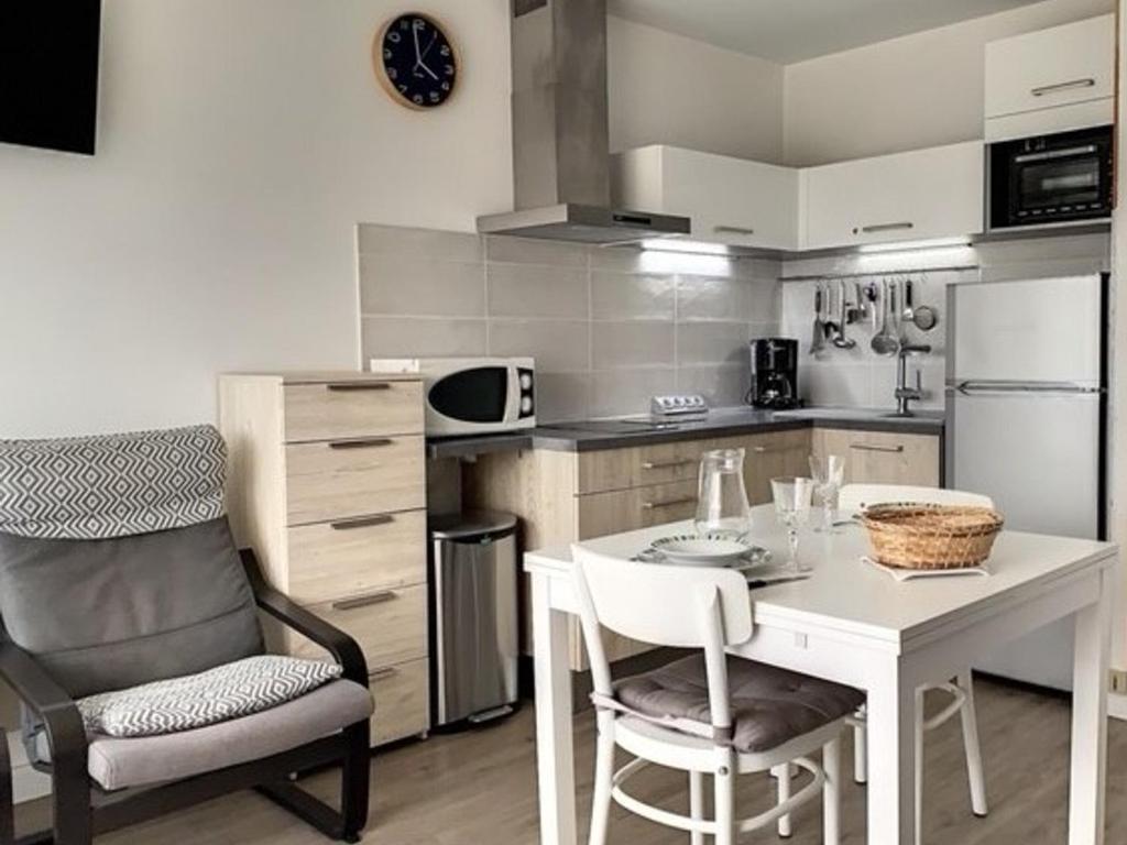 Charmant studio climatisé avec animaux admis à Balaruc-les-Bains - FR-1-503-102 - 2