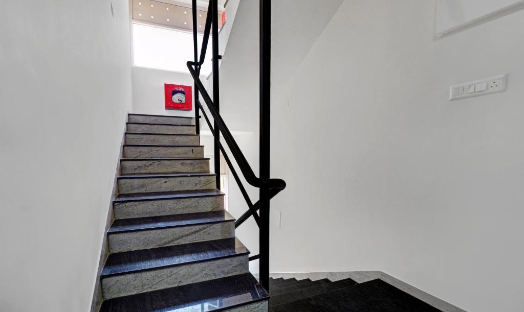 フロント・ロビー