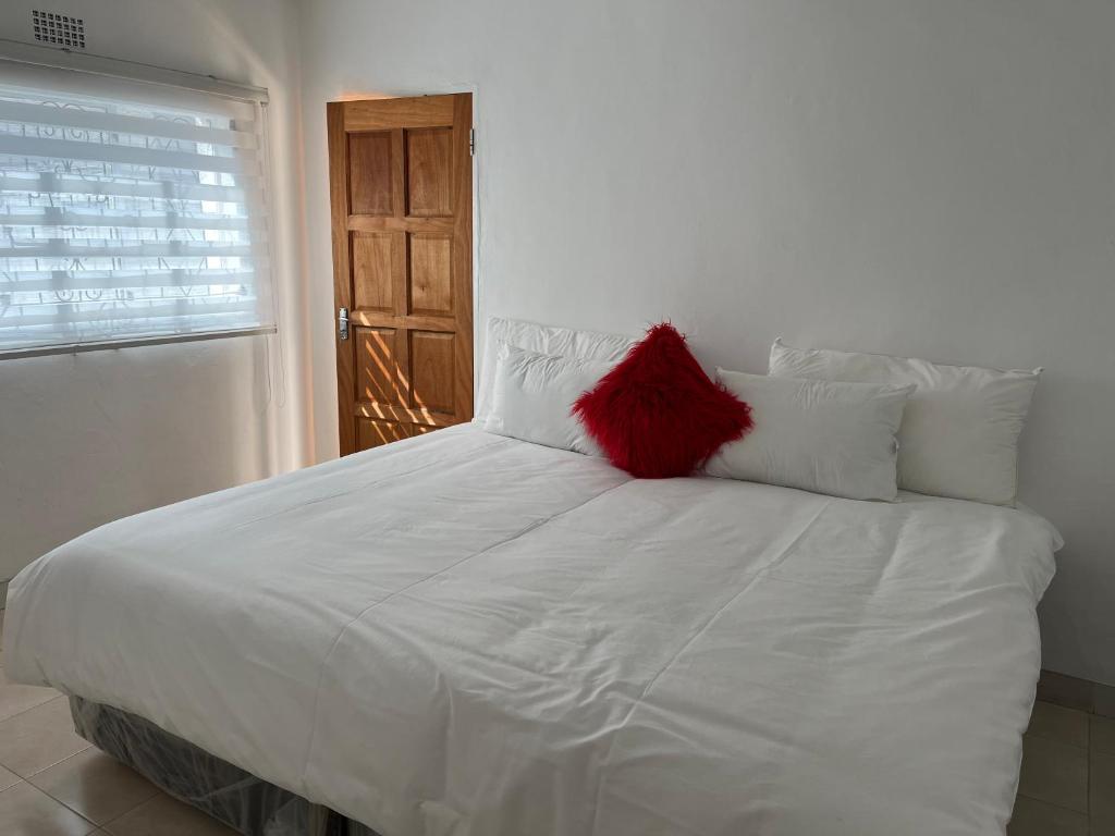 Maponya Guest House photo