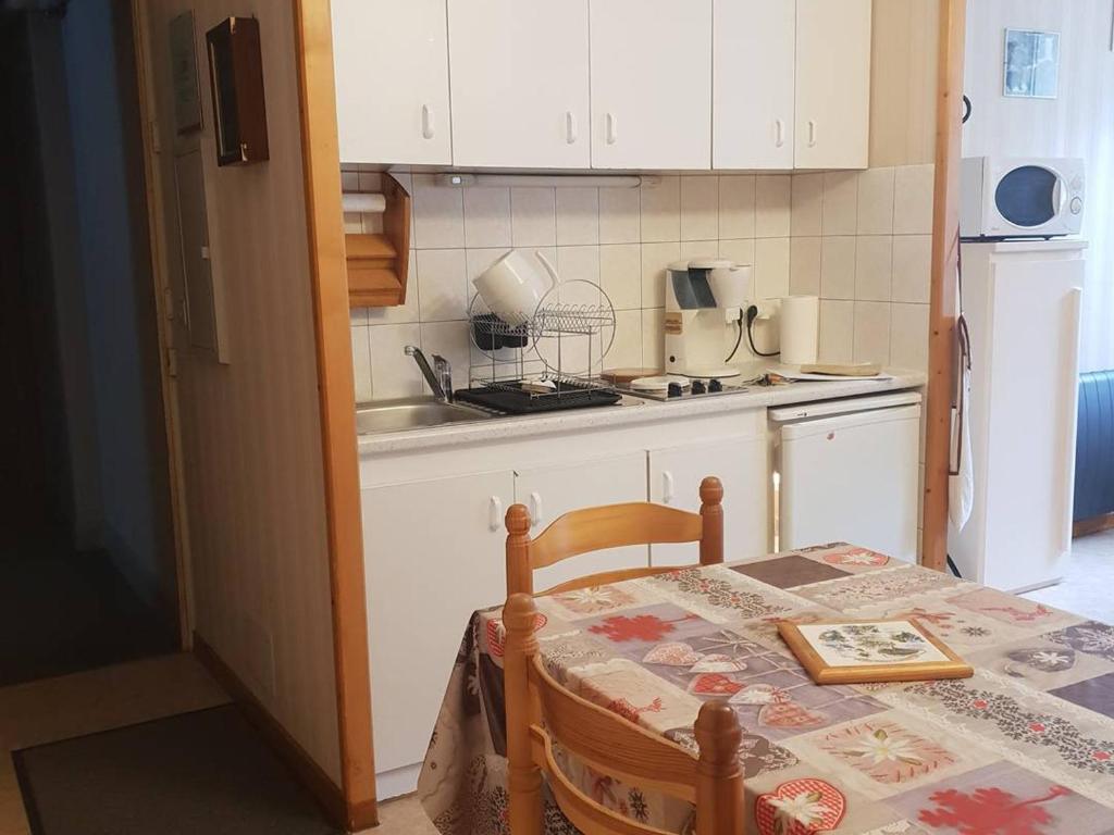 Appartement 4 personnes Hyper-centre Cauterets - FR-1-234-299 - 4