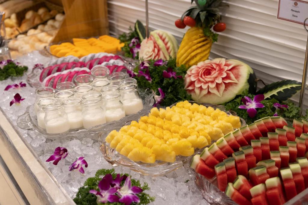 อาหารและเครื่องดื่ม